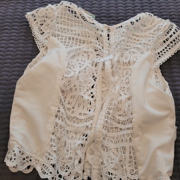 Karmai embroidery crop top, size medium - Picture 8 of 13